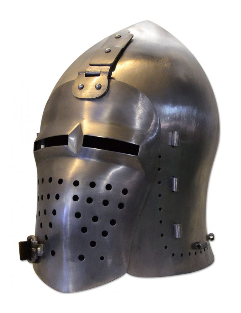 Бацинет с клапвизором: эволюция защитного шлема XIV века