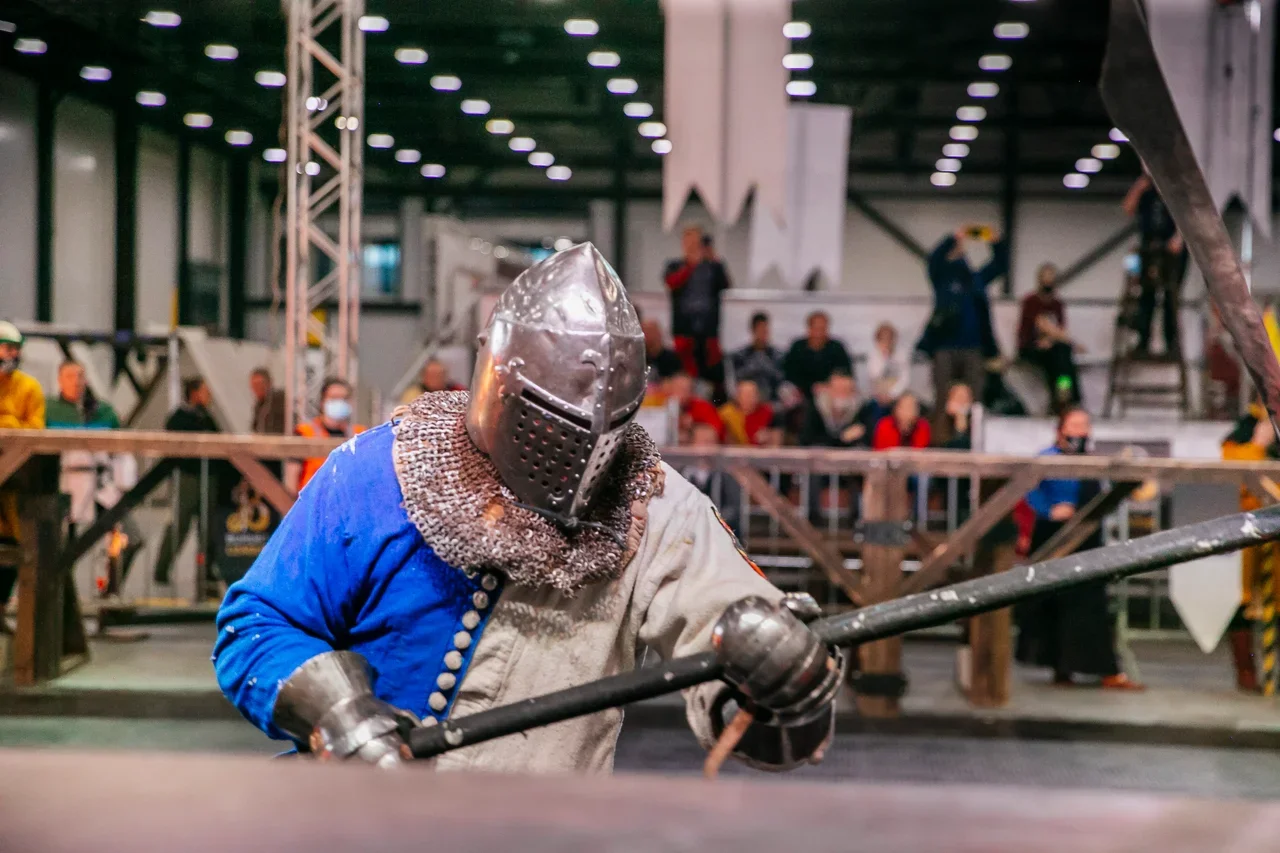 ИСБ в Москве: от клубов до турниров. Полный гид по историческому средневековому бою в столице