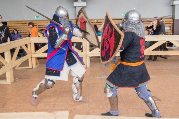 ИСБ в Томске: История, клубы и развитие исторического средневекового боя в Сибири