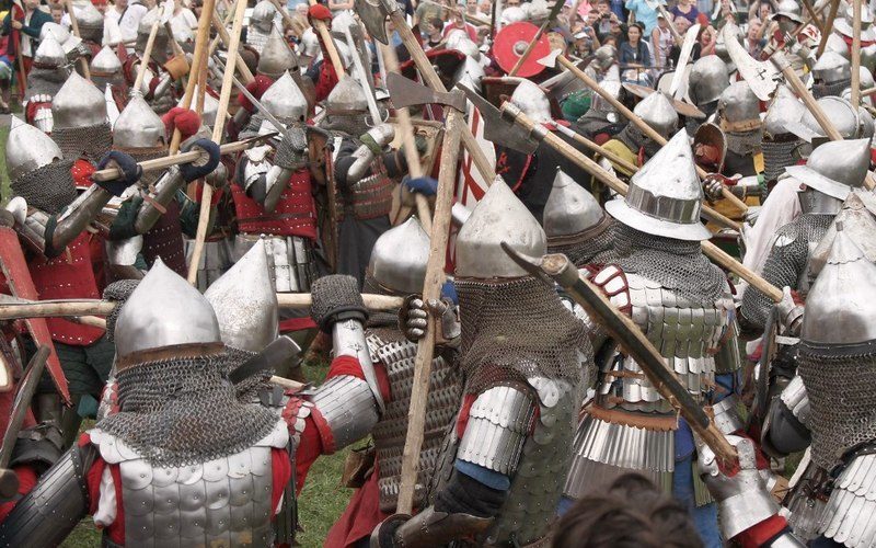 Исторический средневековый бой в Саратове: клубы, турниры и развитие движения