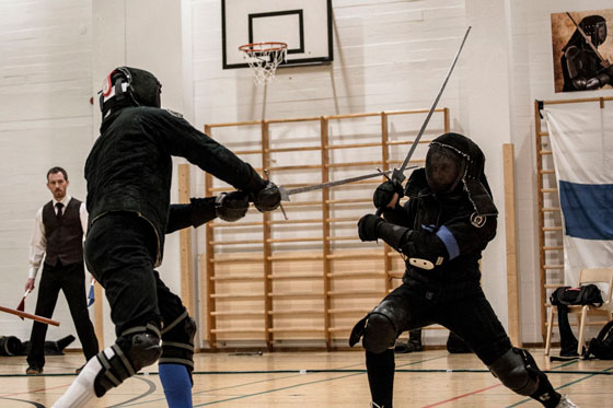 Историческое фехтование на мечах: от боевого искусства до современного спорта