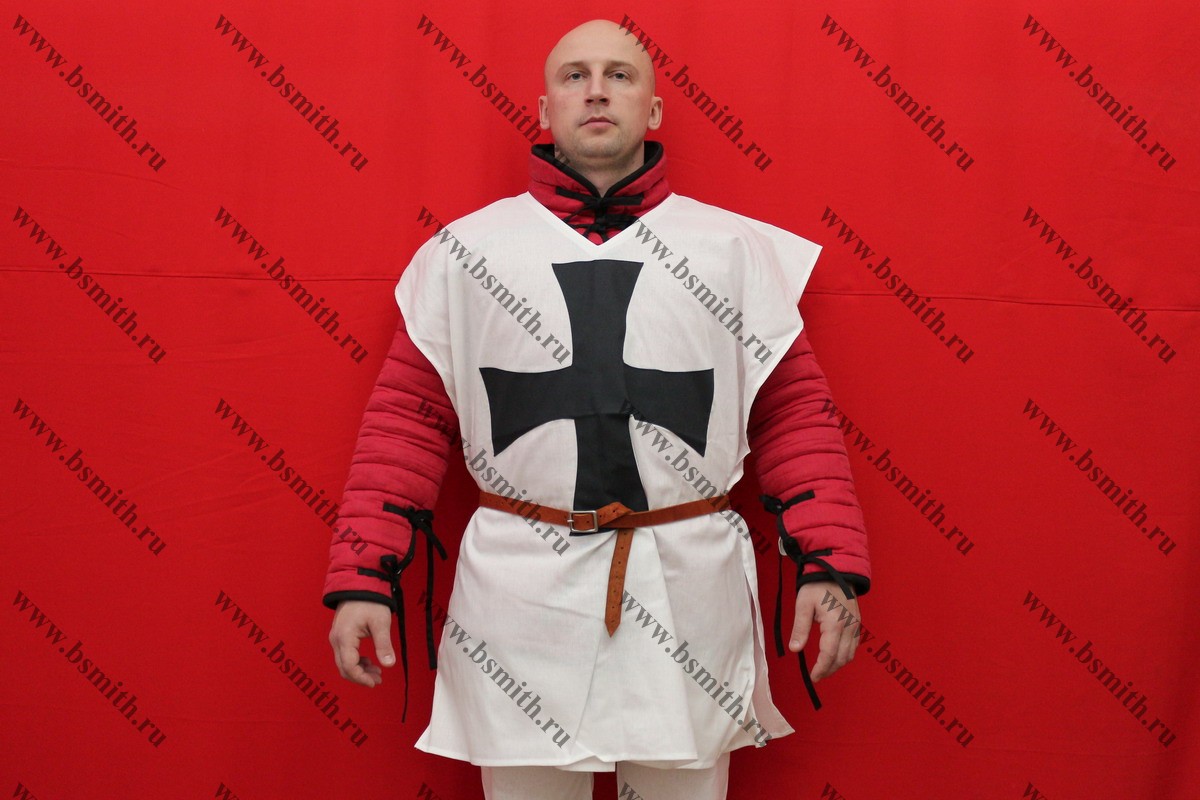 Котт д'Арм: Защитная одежда средневекового воина