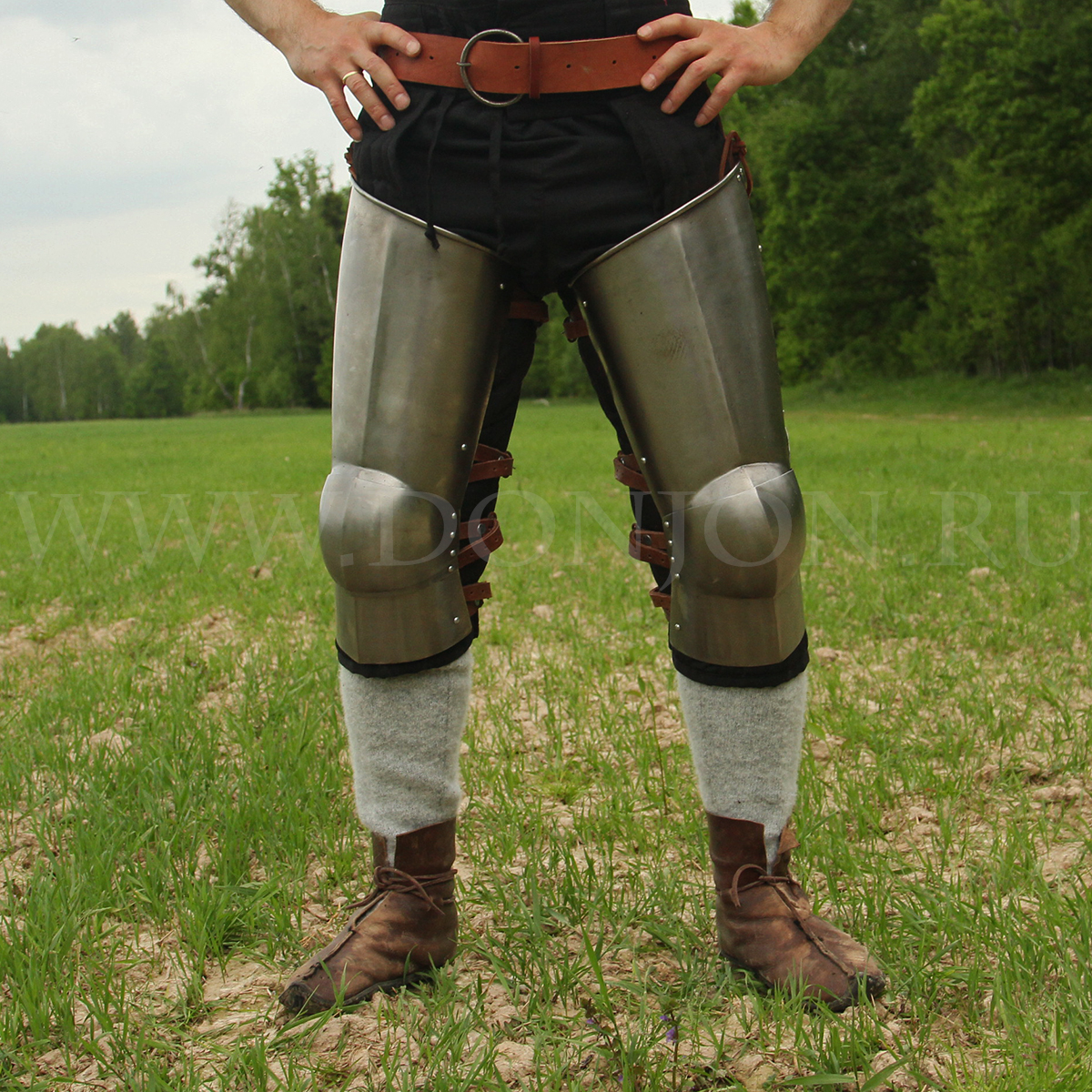 Латные ноги: эволюция, конструкция и практическое применение в историческом средневековом бою