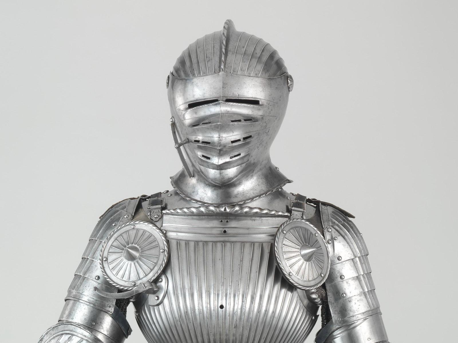 Рондель: Защита и символизм в средневековом доспехе