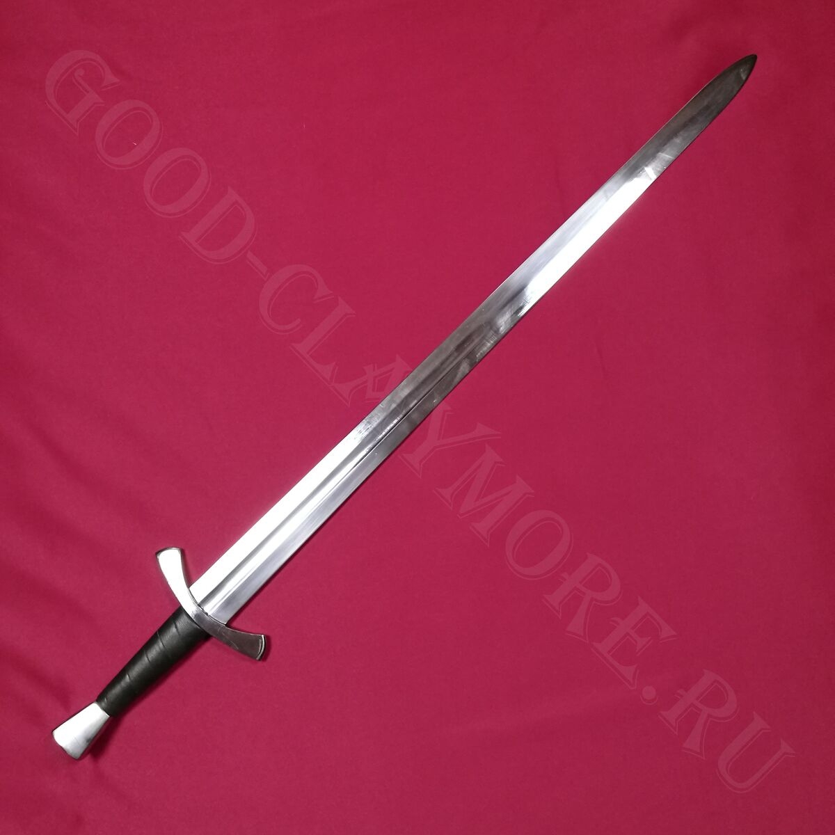 Рыцарские мечи Средневековья: эволюция, типы и боевое применение