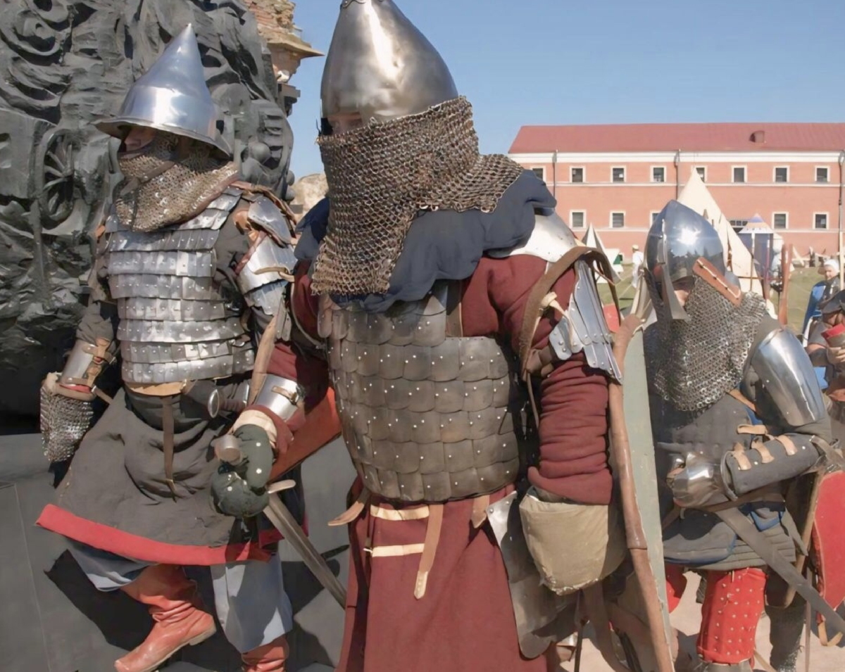 Рыцарские турниры в Санкт-Петербурге: возрождение средневековой традиции в ИСБ и реконструкции