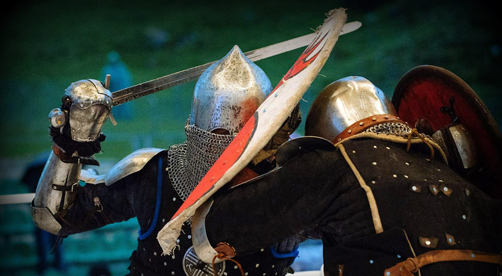 Спарринги на мечах: Погружение в мир исторического фехтования